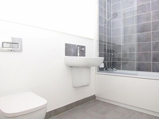 2 bedroom flat in Glasgow