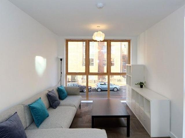 2 bedroom flat in Glasgow