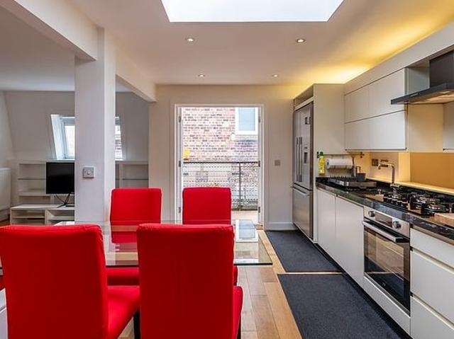 2 bedroom flat in Glasgow