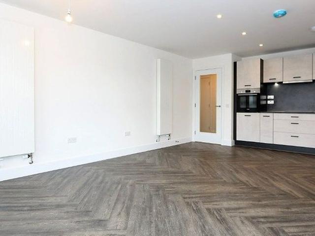 2 bedroom flat in Glasgow