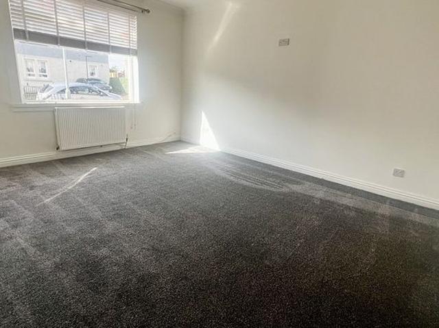 2 bedroom flat in Glasgow