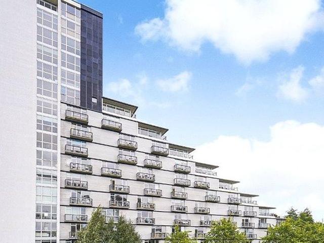 2 bedroom flat in Glasgow