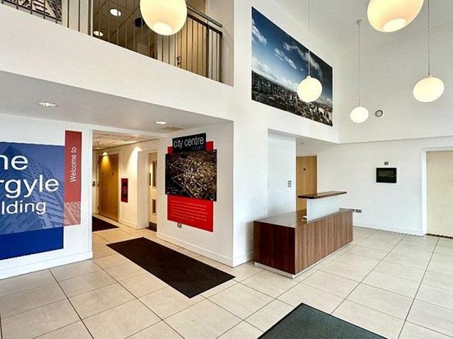 2 bedroom flat in Glasgow