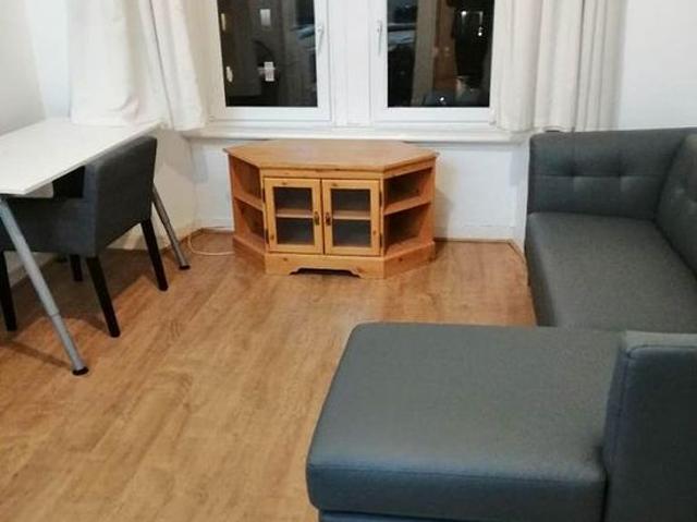 2 bedroom flat in Glasgow