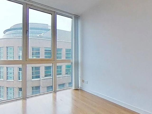 2 bedroom flat in Glasgow