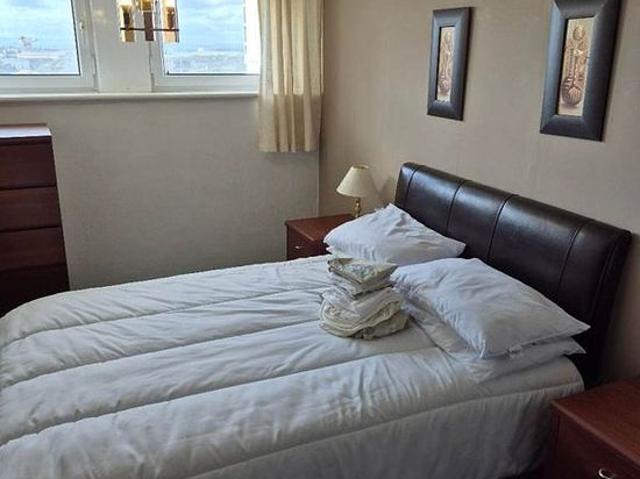 2 bedroom flat in Glasgow