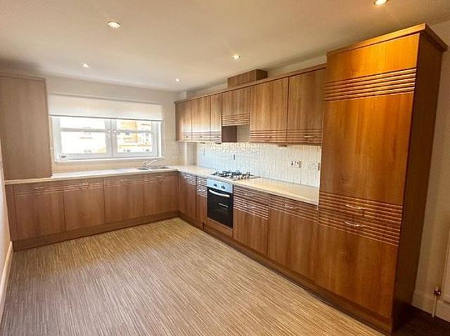 2 bedroom flat in Glasgow