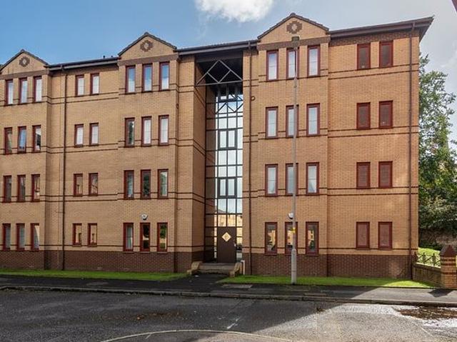 2 bedroom flat in Glasgow