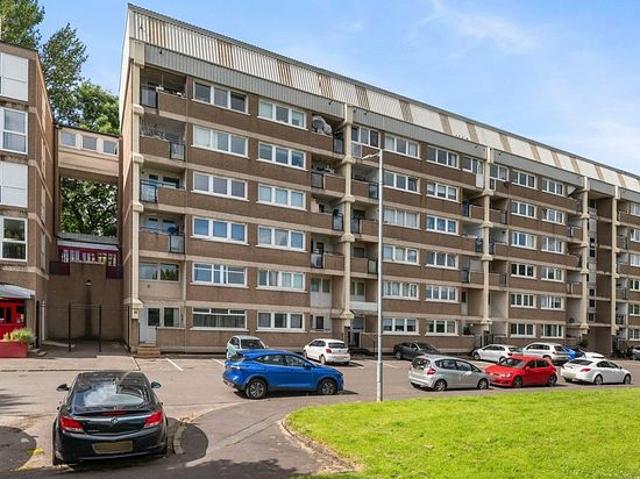 2 bedroom flat in Glasgow