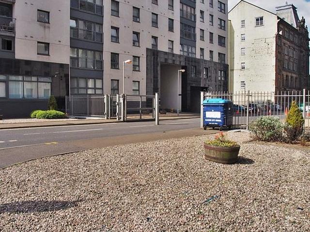 2 bedroom flat in Glasgow