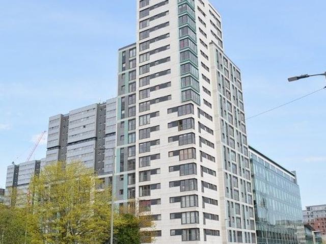2 bedroom flat in Glasgow