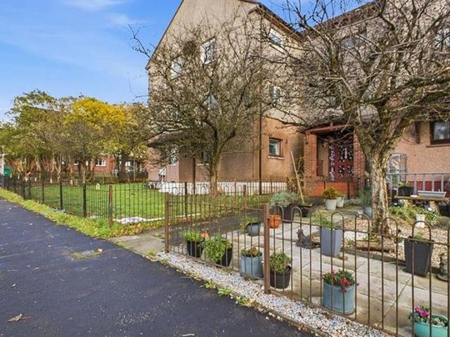 2 bedroom flat in Glasgow