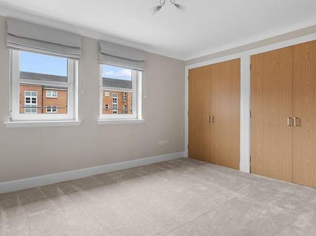2 bedroom flat in Glasgow