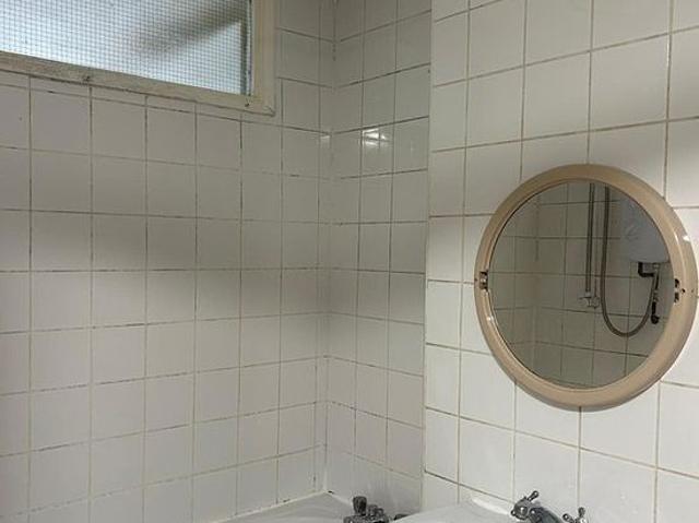 2 bedroom flat in Ilford