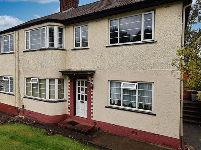2 bedroom flat in Leeds