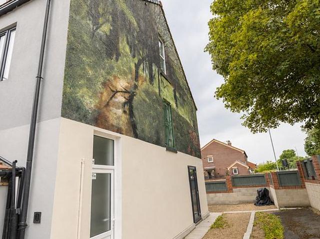 2 bedroom flat in Leeds