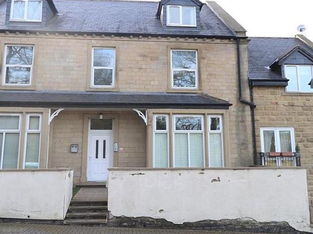2 bedroom flat in Leeds