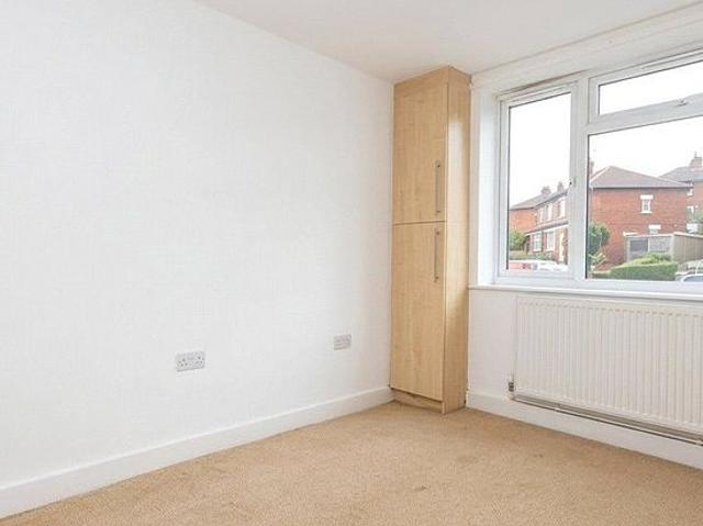 2 bedroom flat in Leeds