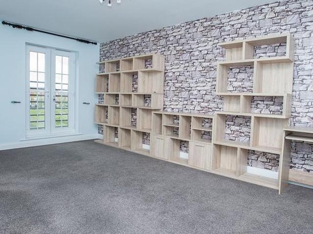 2 bedroom flat in Leeds