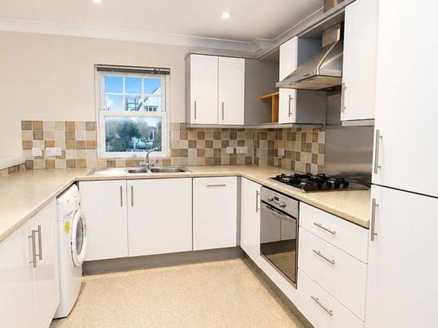2 bedroom flat in Leeds