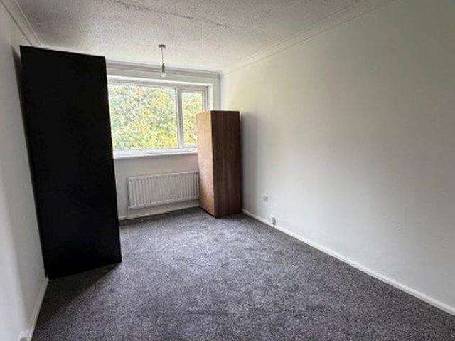 2 bedroom flat in Leeds