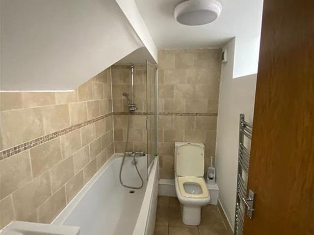 2 bedroom flat in Leeds