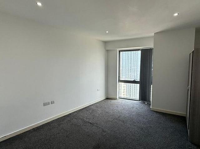 2 bedroom flat in Liverpool