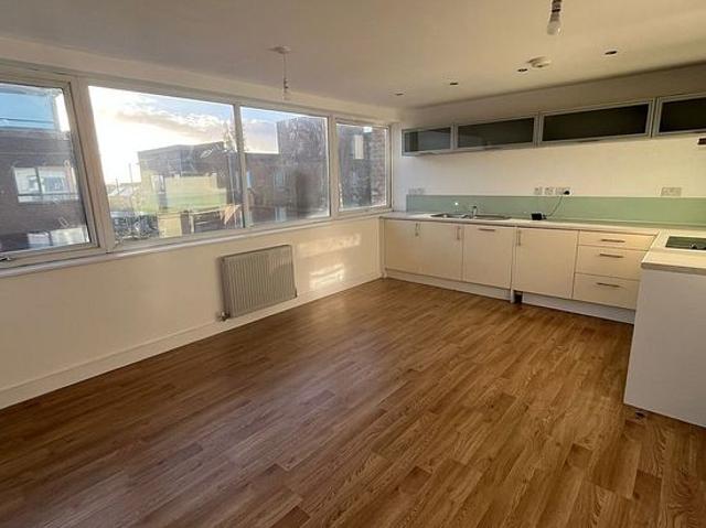 2 bedroom flat in Liverpool