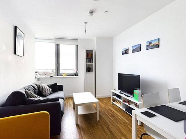 2 bedroom flat in Liverpool