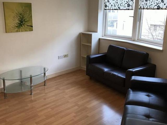 2 bedroom flat in Liverpool