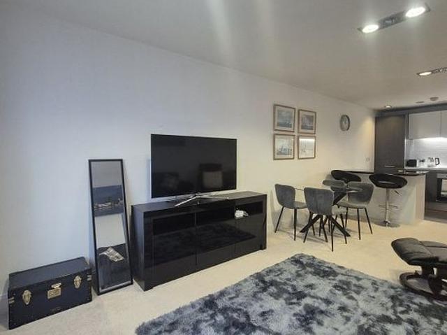 2 bedroom flat in Liverpool