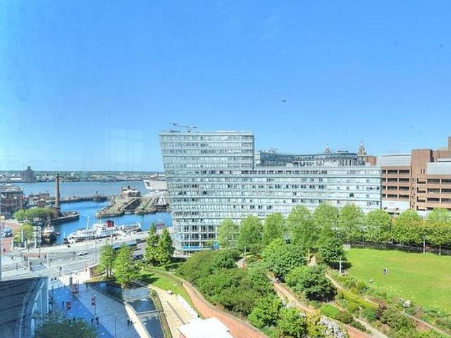 2 bedroom flat in Liverpool