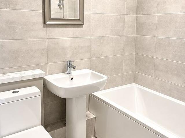 2 bedroom flat in Liverpool