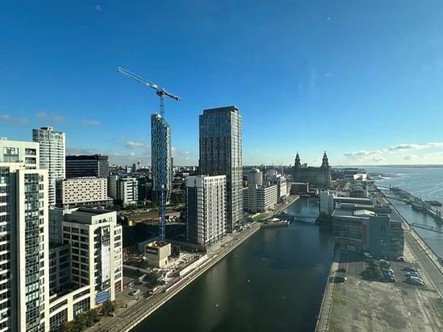 2 bedroom flat in Liverpool