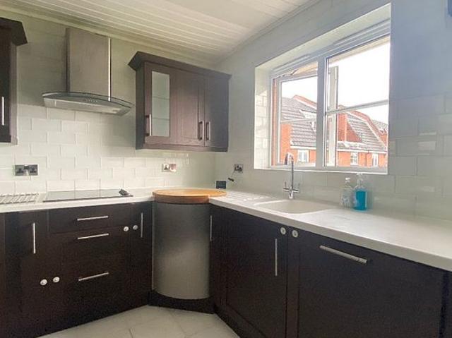 2 bedroom flat in Liverpool