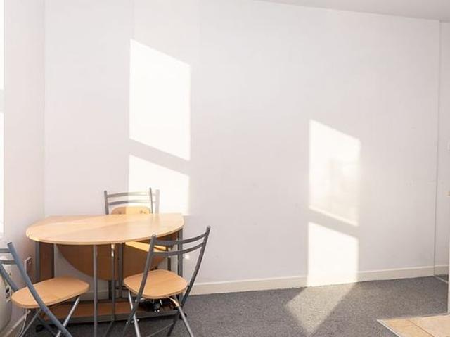 2 bedroom flat in Liverpool