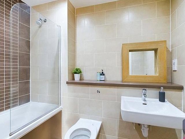 2 bedroom flat in Liverpool