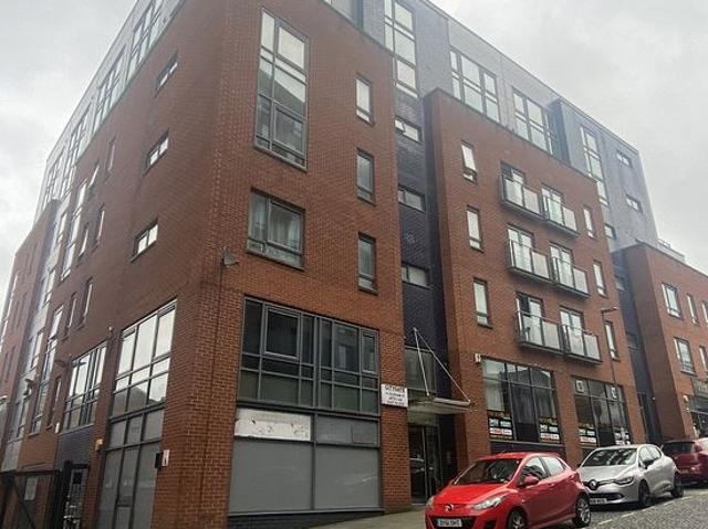 2 bedroom flat in Liverpool