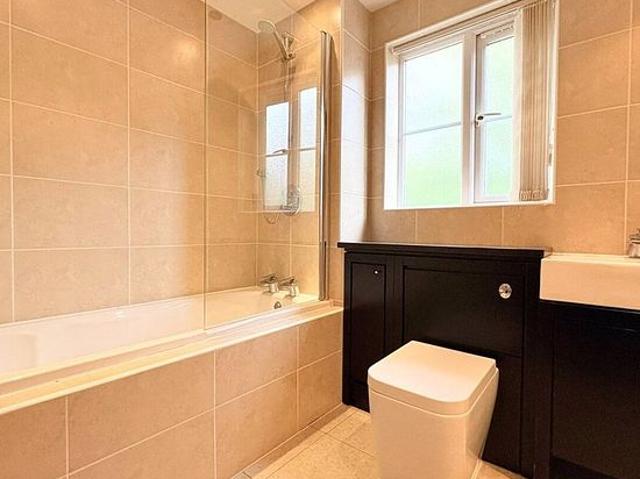 2 bedroom flat in Liverpool