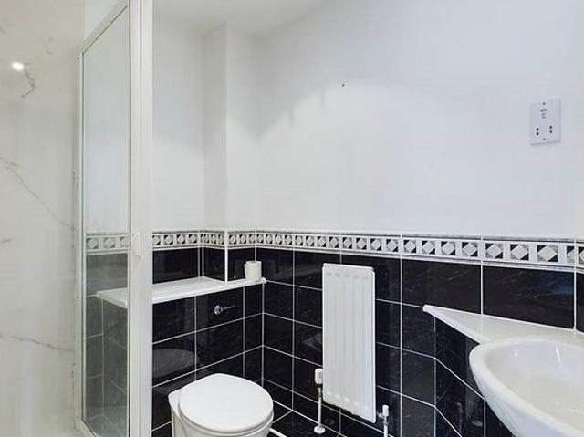 2 bedroom flat in Liverpool
