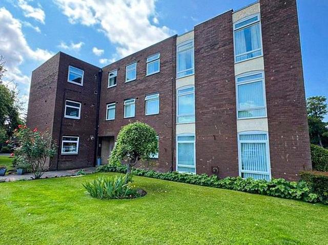 2 bedroom flat in Liverpool