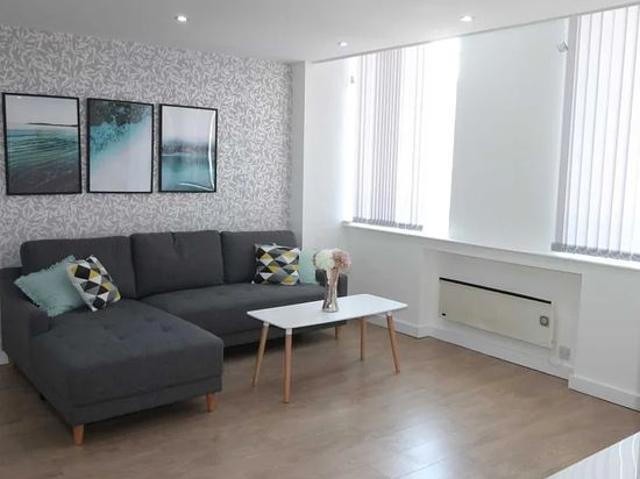 2 bedroom flat in Liverpool