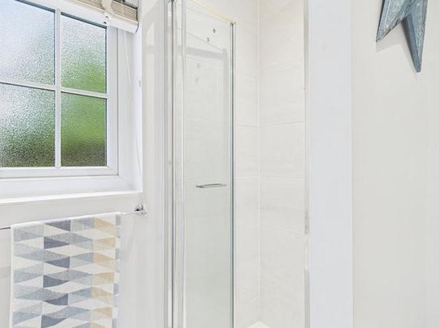 2 bedroom flat in Liverpool