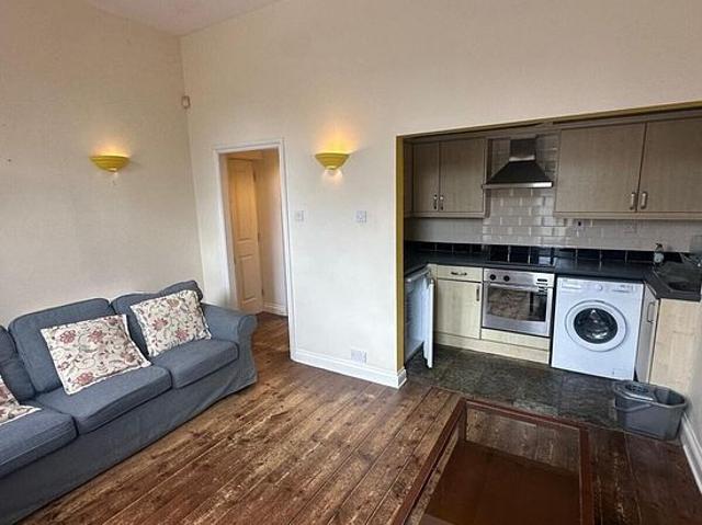 2 bedroom flat in Liverpool