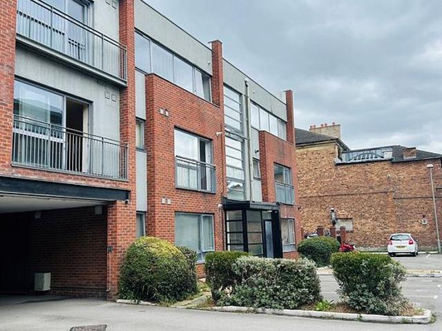 2 bedroom flat in Liverpool