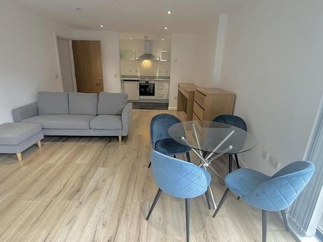 2 bedroom flat in Liverpool