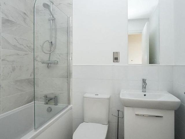 2 bedroom flat in Liverpool