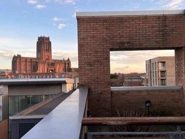 2 bedroom flat in Liverpool