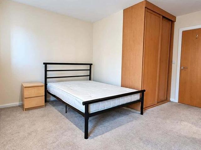 2 bedroom flat in Liverpool
