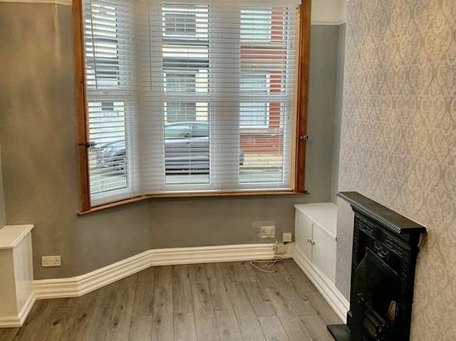 2 bedroom flat in Liverpool